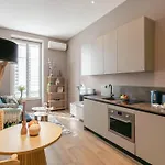 #61 Staywiz Us - 1 Bdr Rossini Balcony Ac * Nice