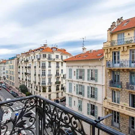 #61 Staywiz Us - 1 Bdr Rossini Balcony Ac Lägenhet