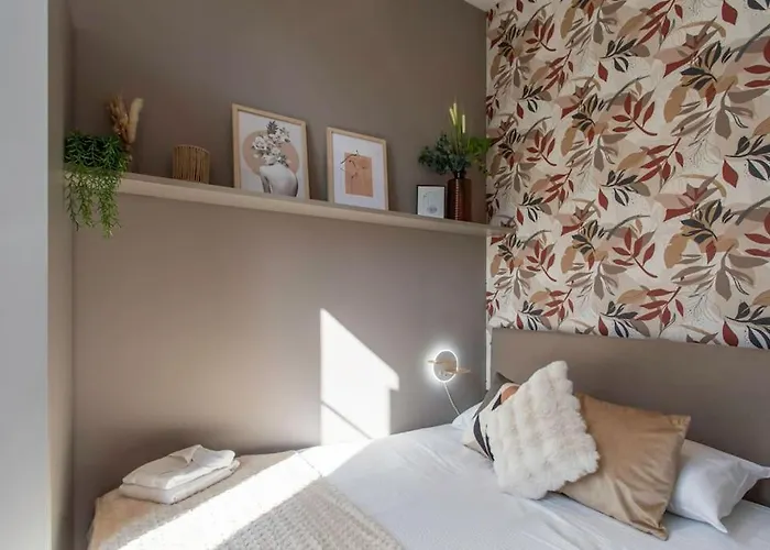 #61 1 Bdr Rossini Balcony Ac * ניס