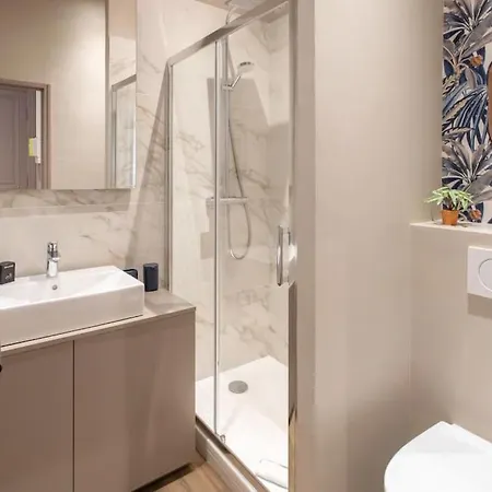 #61 1 Bdr Rossini Balcony Ac Apartmán *